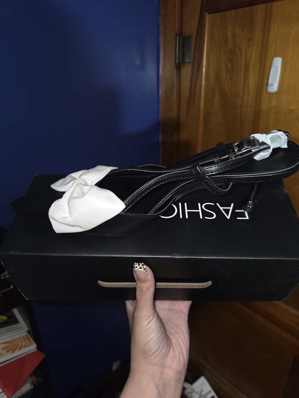 Black Slingback Heel with White Bow